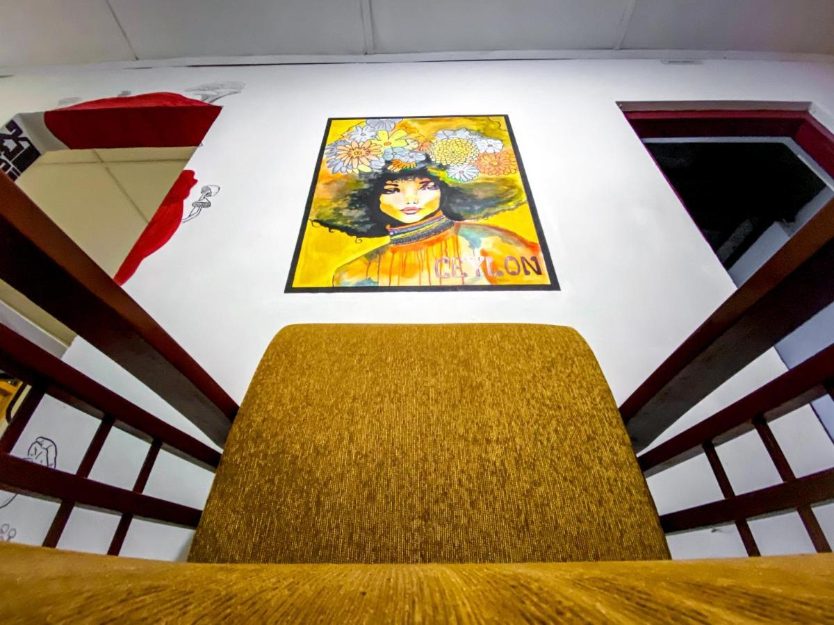 Mad Monkey Hostel And Lounge エッラ エクステリア 写真