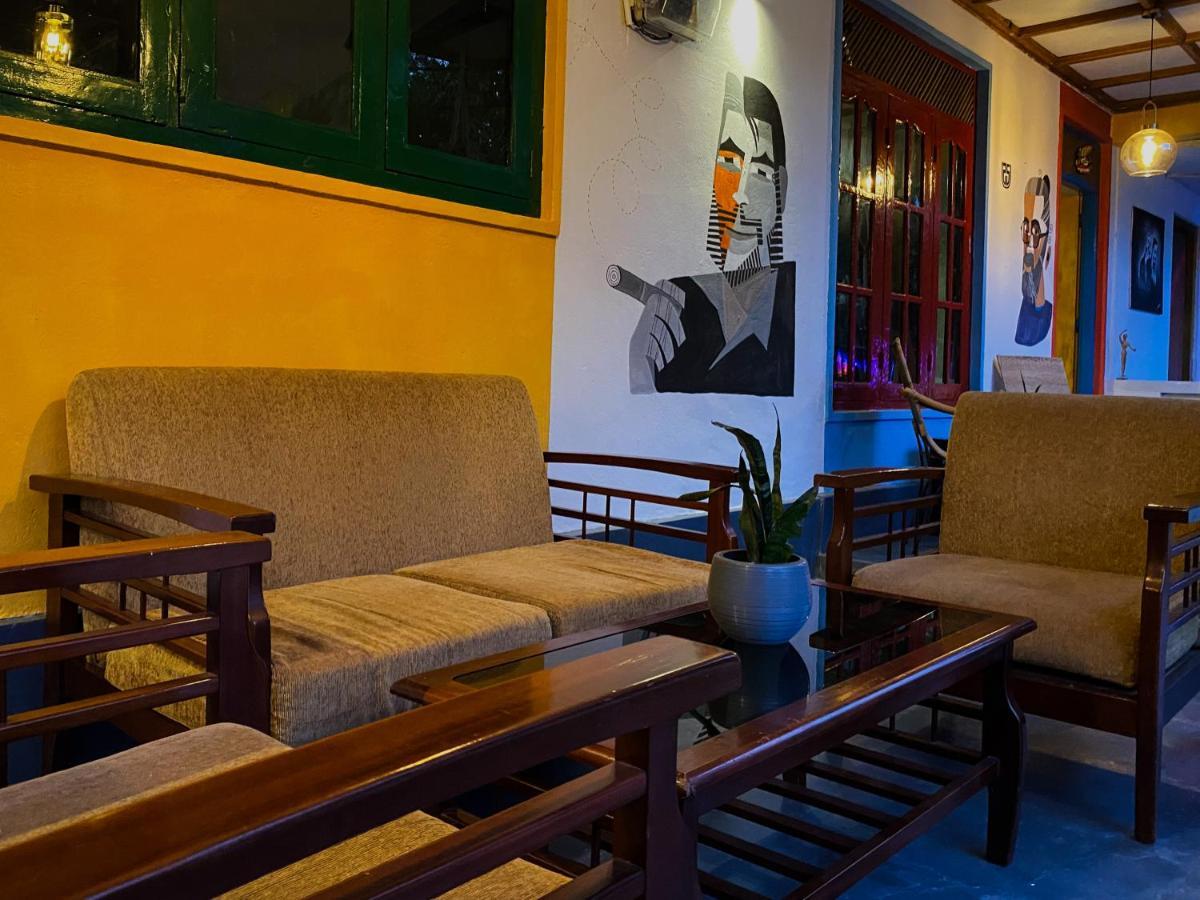 Mad Monkey Hostel And Lounge エッラ エクステリア 写真