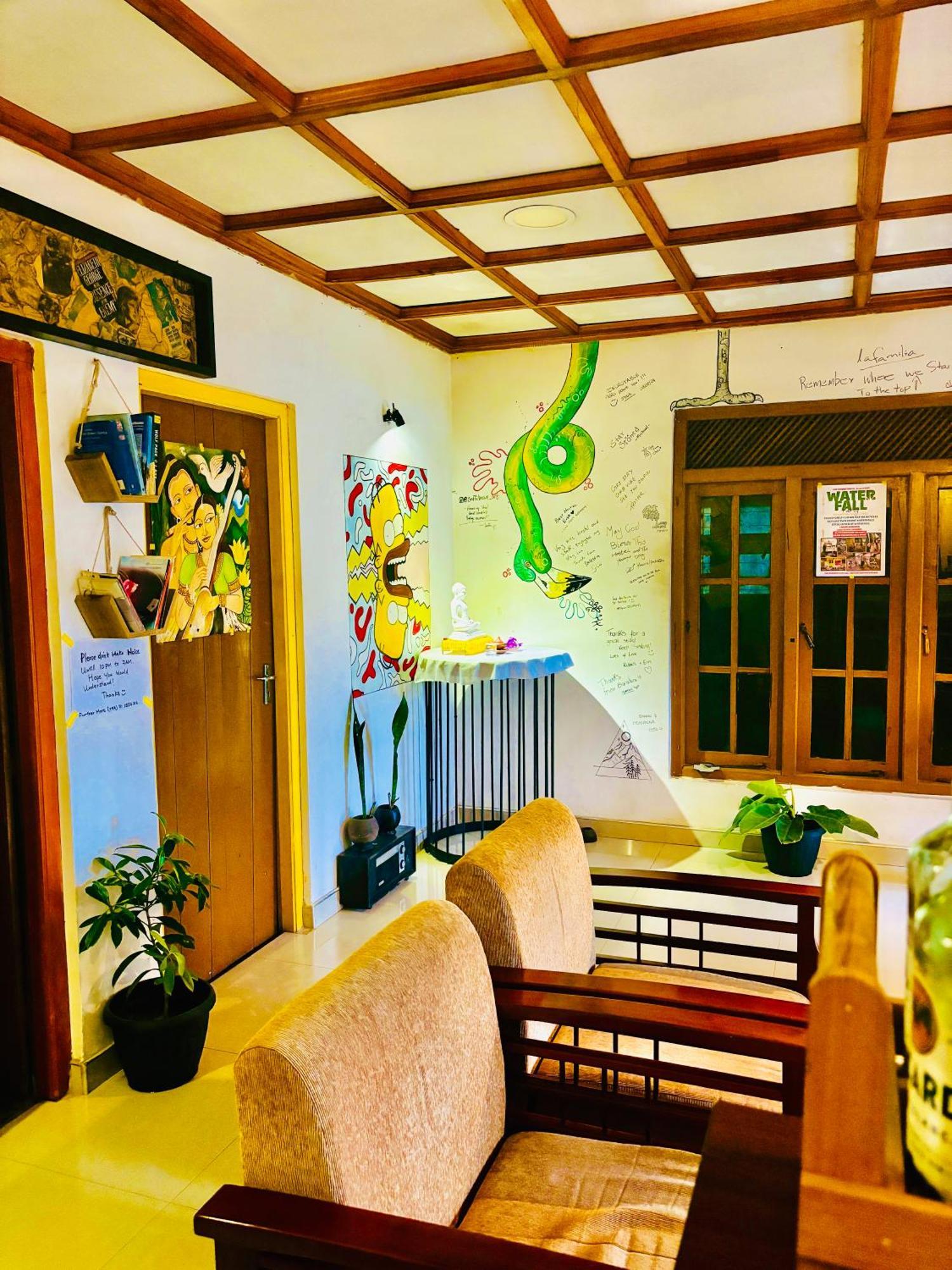 Mad Monkey Hostel And Lounge エッラ エクステリア 写真
